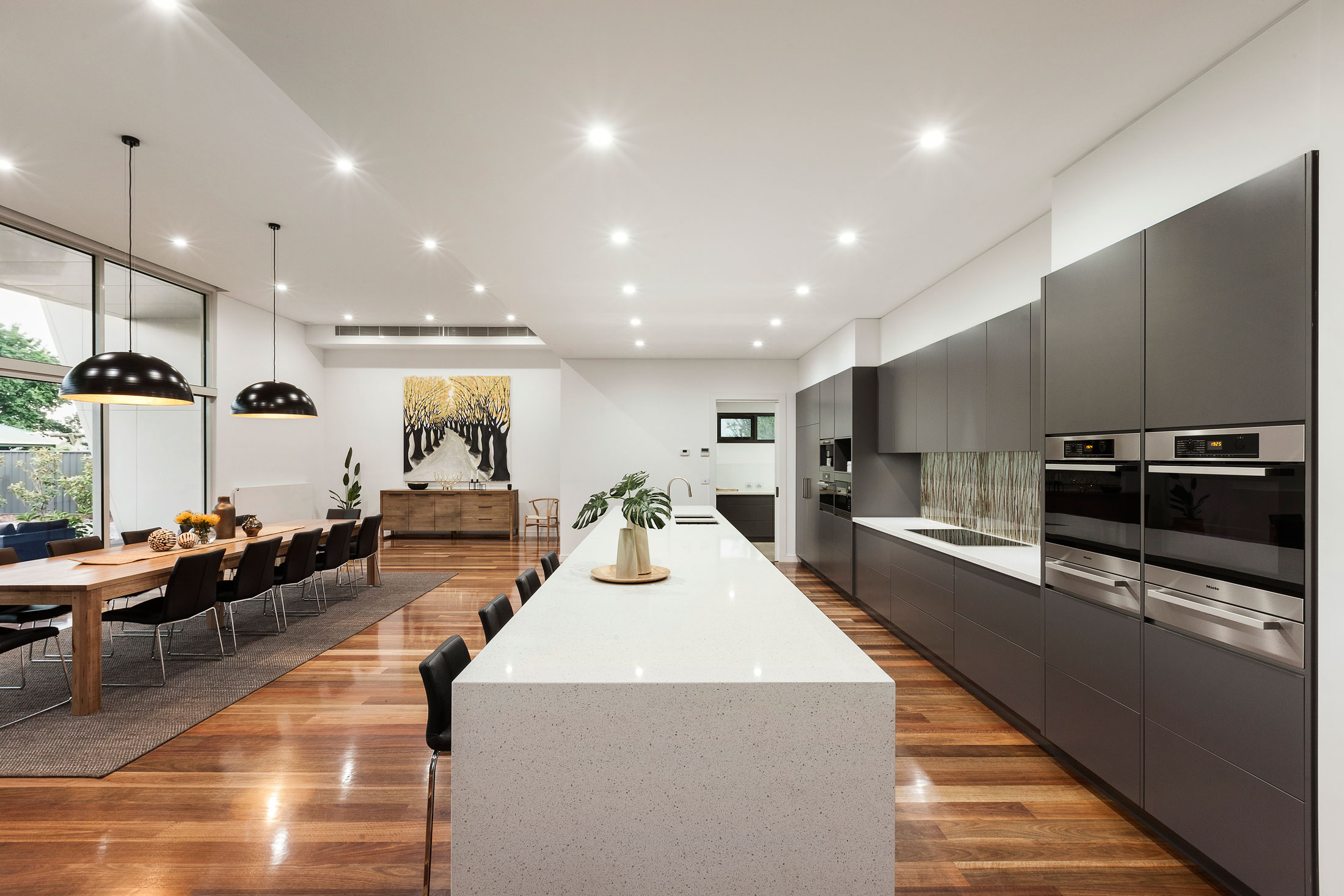 An Elegant and Luxurious Contemporary Home with Striking Look and Feel in Lerderderg by LSA Architects (4)