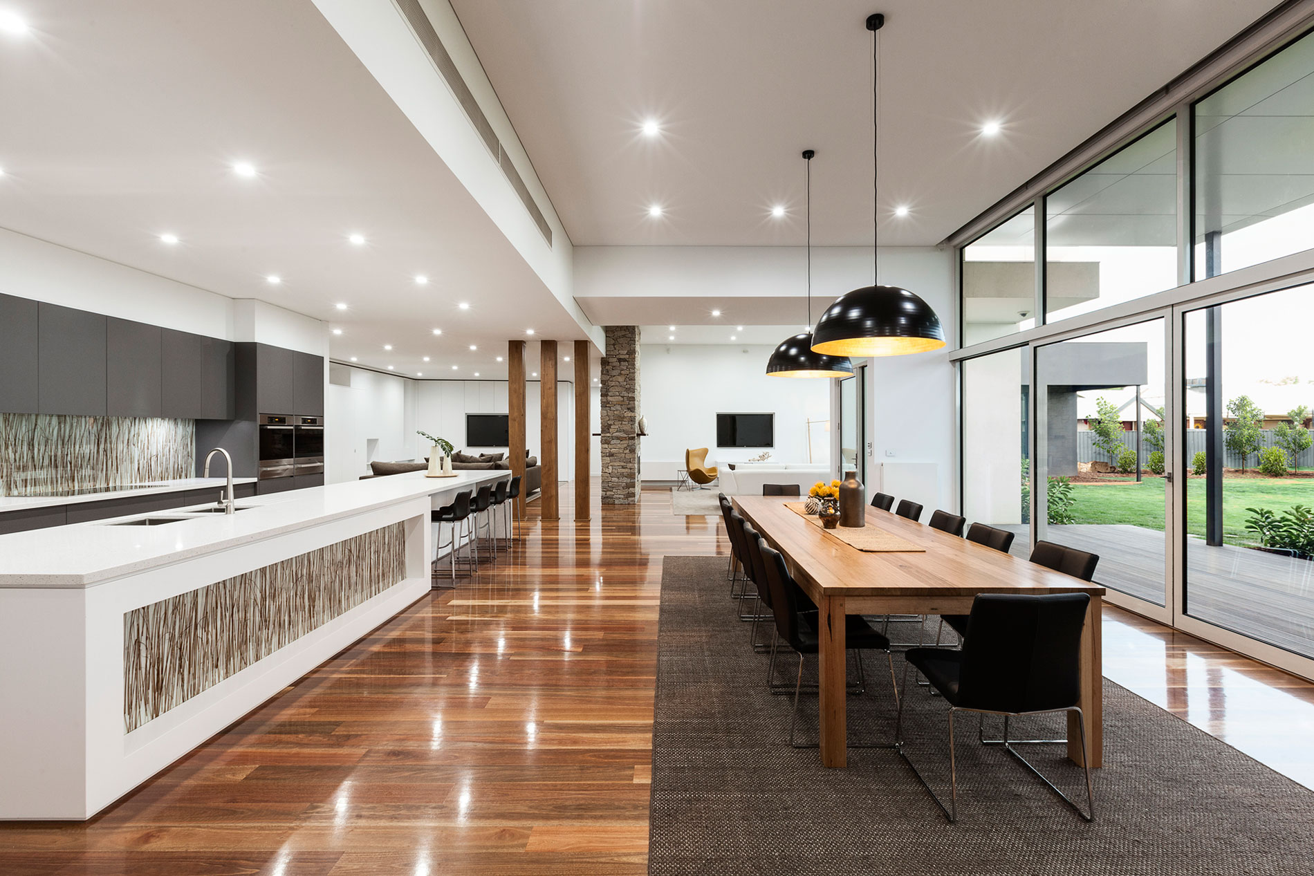 An Elegant and Luxurious Contemporary Home with Striking Look and Feel in Lerderderg by LSA Architects (5)
