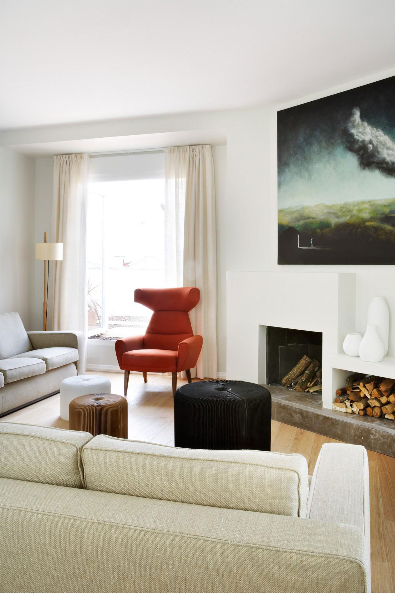 An Elegant and Warm Penthouse with Open Spaces and Functional Interior in Rosales by ÁBATON (2)