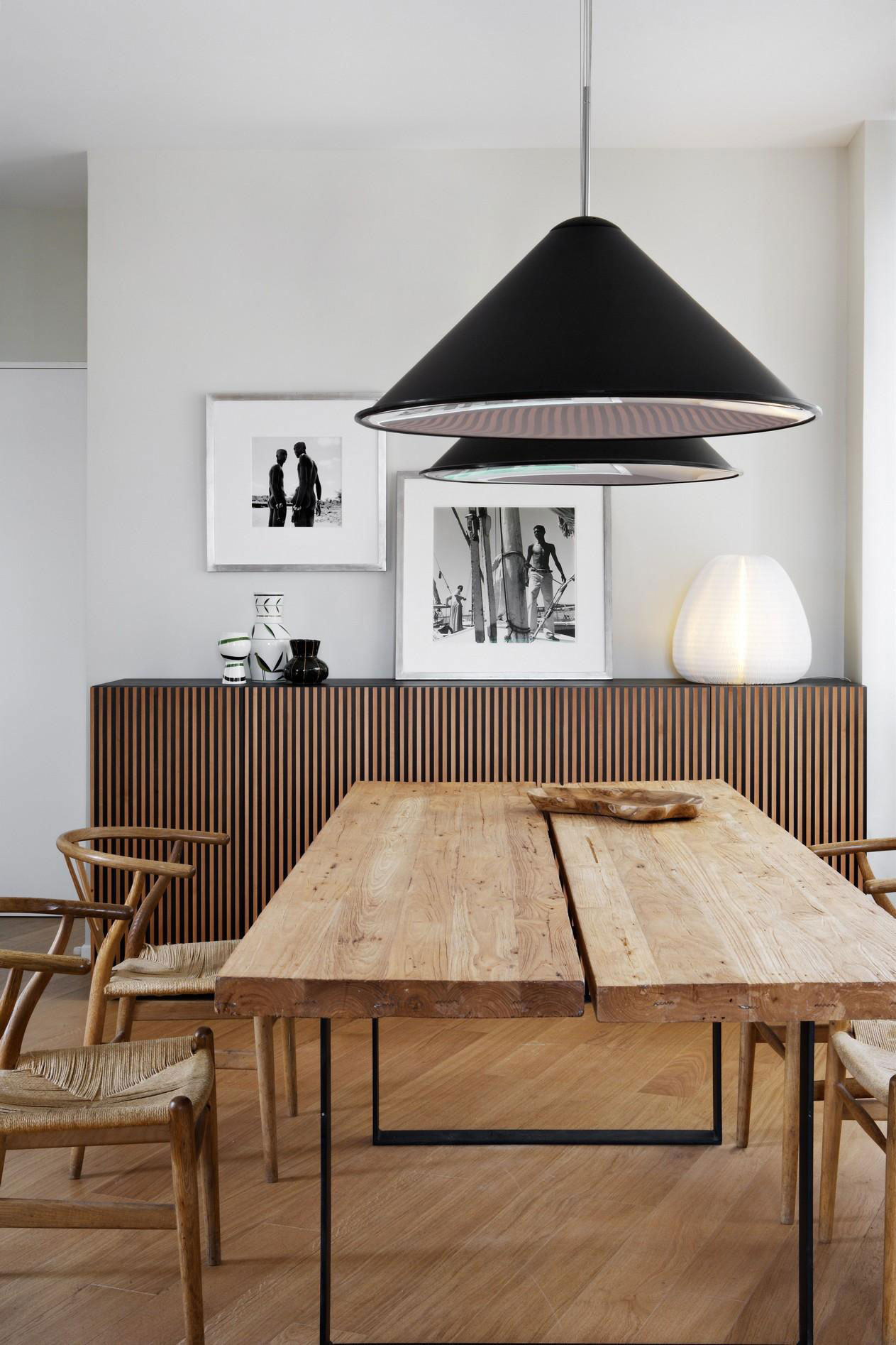 An Elegant and Warm Penthouse with Open Spaces and Functional Interior in Rosales by ÁBATON (6)