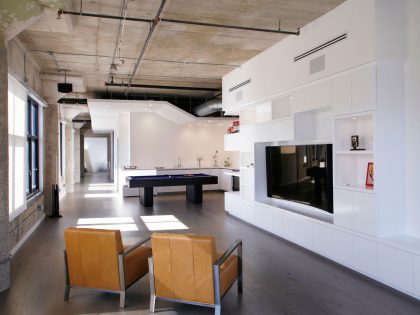 An Elegant and Whimsical Family Loft with Concrete Walls in Los Angeles by CHA:COL (1)