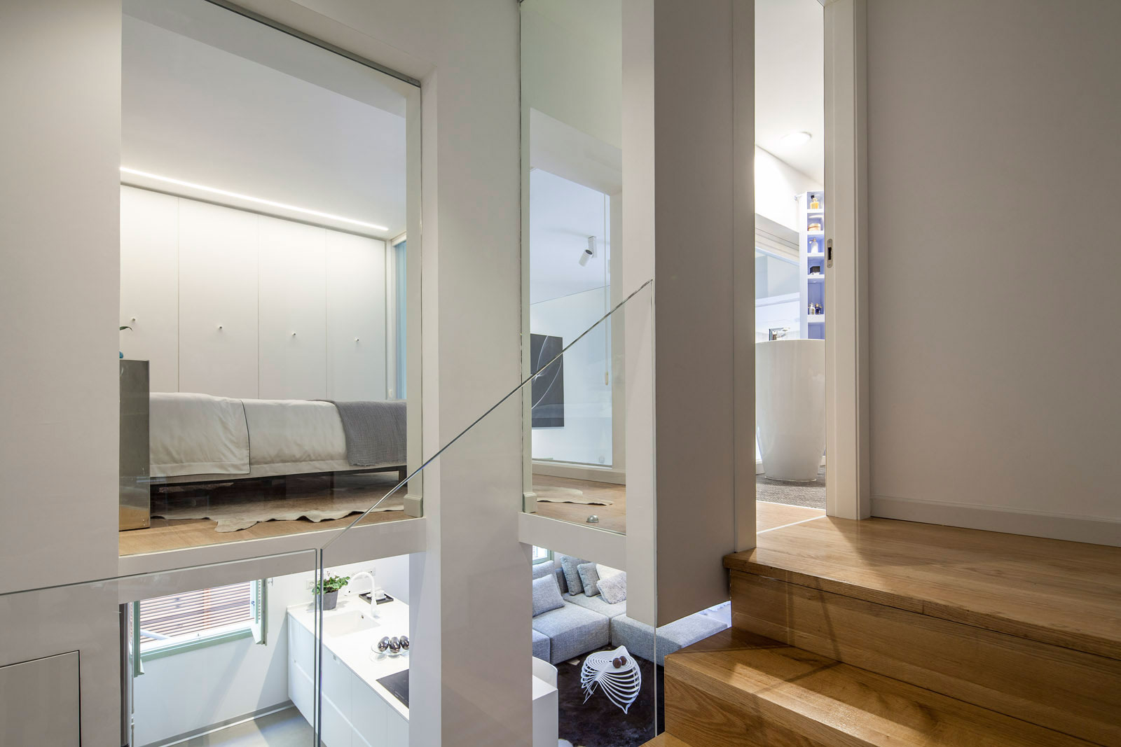 An Exquisite Contemporary Apartment with Comfortable and Relaxed Atmosphere in Tel Aviv by BLV Design/Architecture (10)
