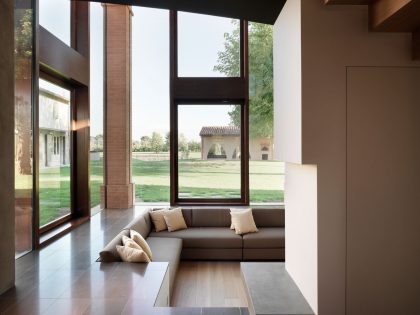 An Exquisite Contemporary Home with Simple Shapes, Clean Lines and Transparency in Faenza, Italy by Bartoletti Cicognani (8)