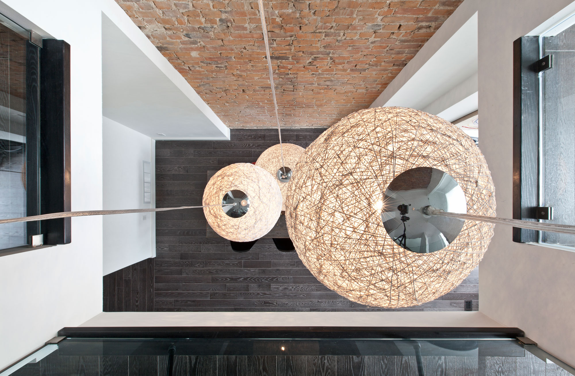 An Old Historic House Turned Into a Bright and Airy Modern Home in Toronto by rzlbd (5)