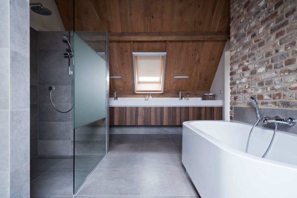 An Old House Transformed into an Elegant Contemporary Home in The Netherlands by Doret Schulkes Interieurarchitecten (12)