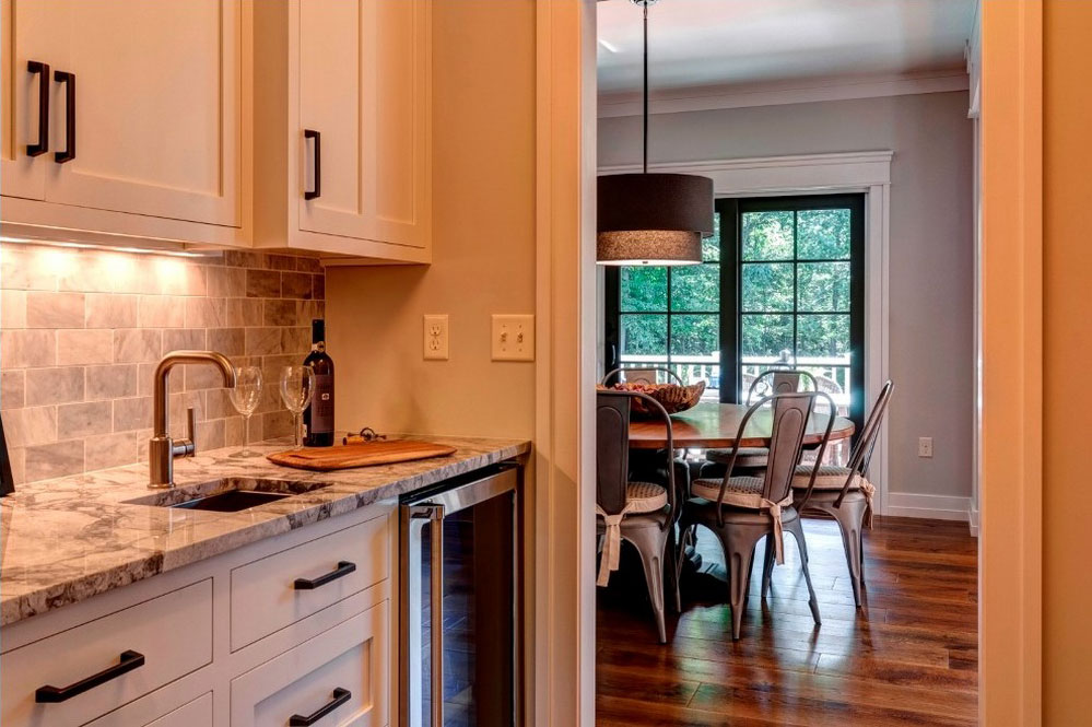 A Beautiful Contemporary Home Showcases Warm and Inviting Style in Pennsylvania by Farinelli Construction (18)