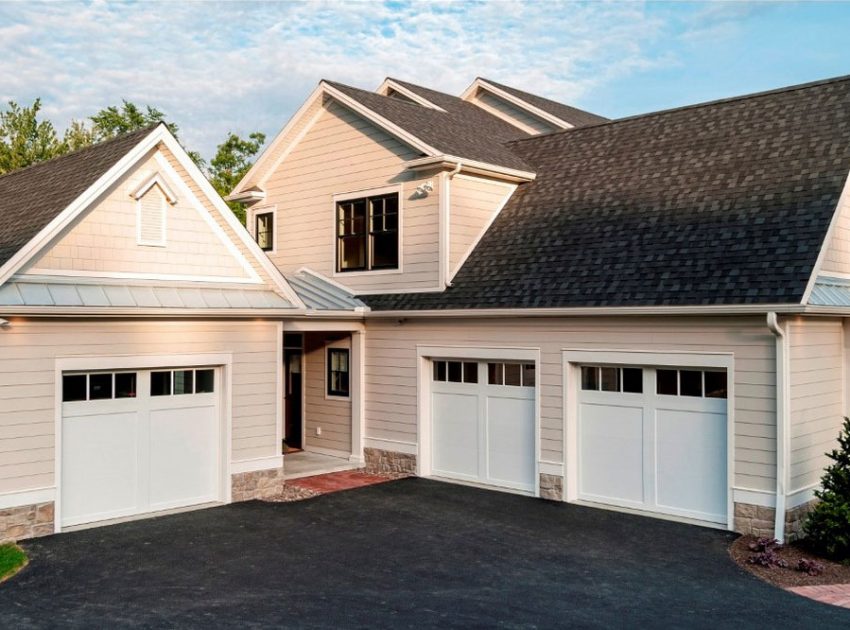 A Beautiful Contemporary Home Showcases Warm and Inviting Style in Pennsylvania by Farinelli Construction (3)