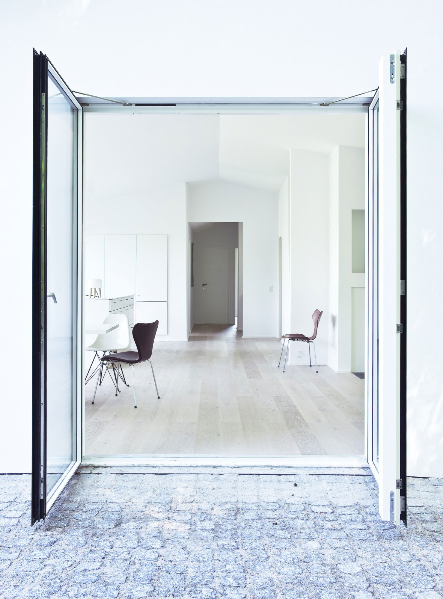 A Beautiful Contemporary Home on a Sloping Forest Lot in Copenhagen, Denmark by NORM Architects (10)