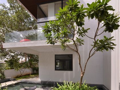 A Beautiful Contemporary House with Simplicity and Elegance in Bangalore, India by Abin Design Studio (8)