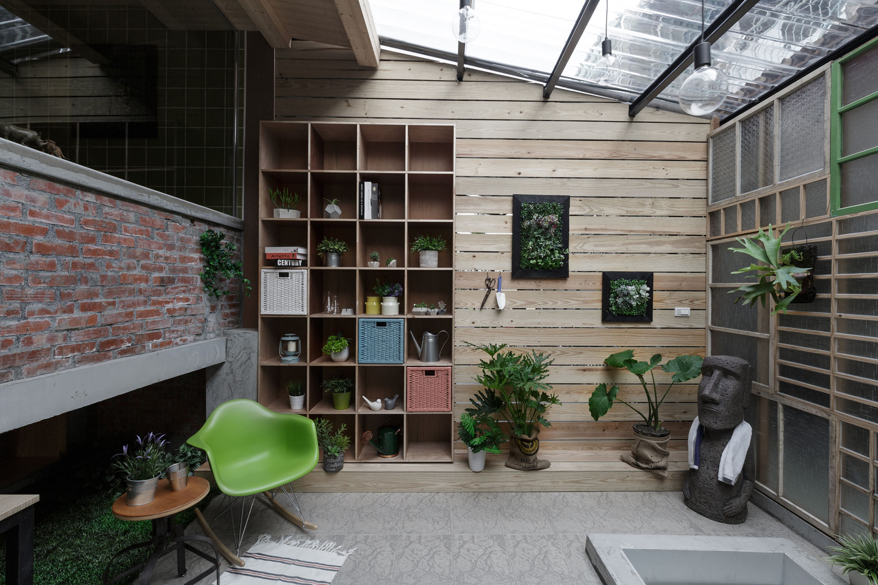 A Beautiful Home with an Interior Full of Light and Open Spaces in Pingtung City, Taiwan by House Design (11)