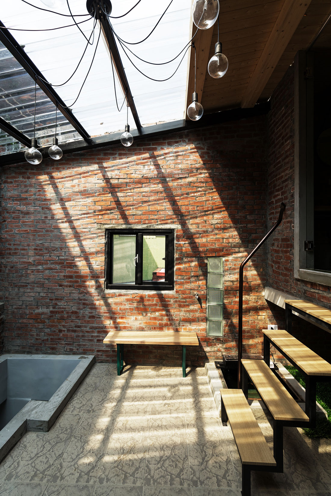 A Beautiful Home with an Interior Full of Light and Open Spaces in Pingtung City, Taiwan by House Design (12)