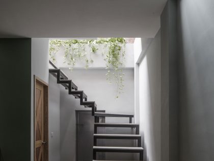 A Beautiful Home with an Interior Full of Light and Open Spaces in Pingtung City, Taiwan by House Design (17)