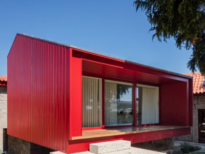 A Beautiful and Bright Red House Overlooks a Stunning Landscape in Vila Nova de Famalicão, Portugal by NOARQ (4)