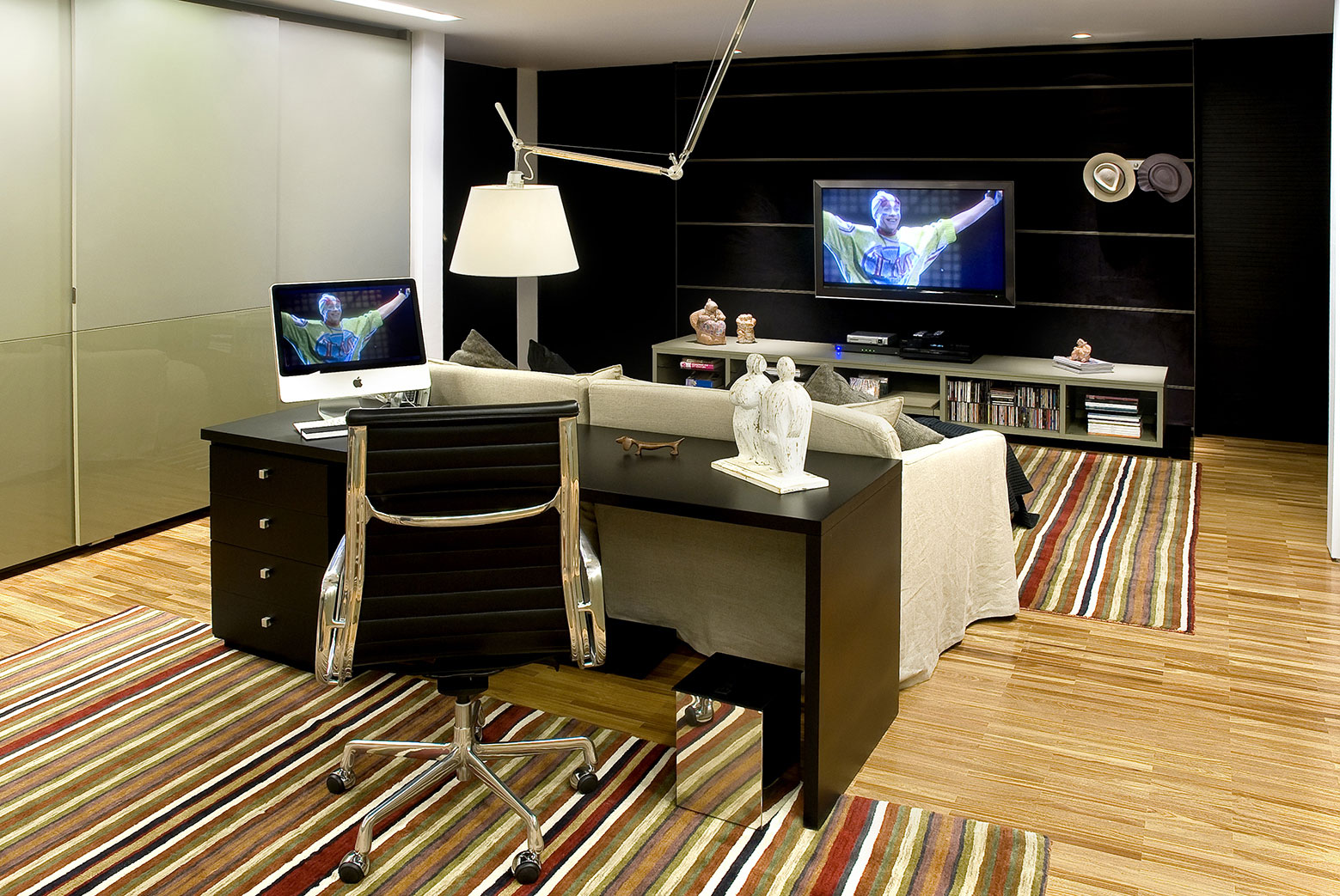 A Bright Contemporary Home with Geometric and Rough Concrete Facade in Brasilia by Architecture Ney Lima (13)