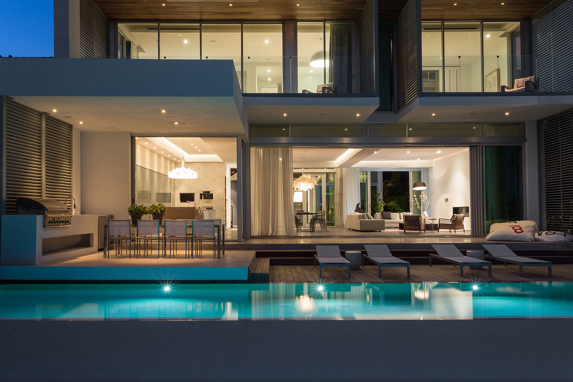 A Bright Modern Concrete Home with Beautiful and Transparent Arrangement on Biscayne Bay by [STRANG] Architecture (2)