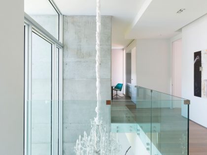 A Bright Modern Concrete Home with Beautiful and Transparent Arrangement on Biscayne Bay by [STRANG] Architecture (21)