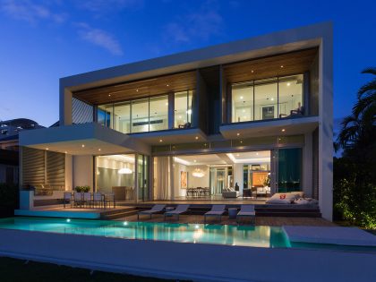 A Bright Modern Concrete Home with Beautiful and Transparent Arrangement on Biscayne Bay by [STRANG] Architecture (3)