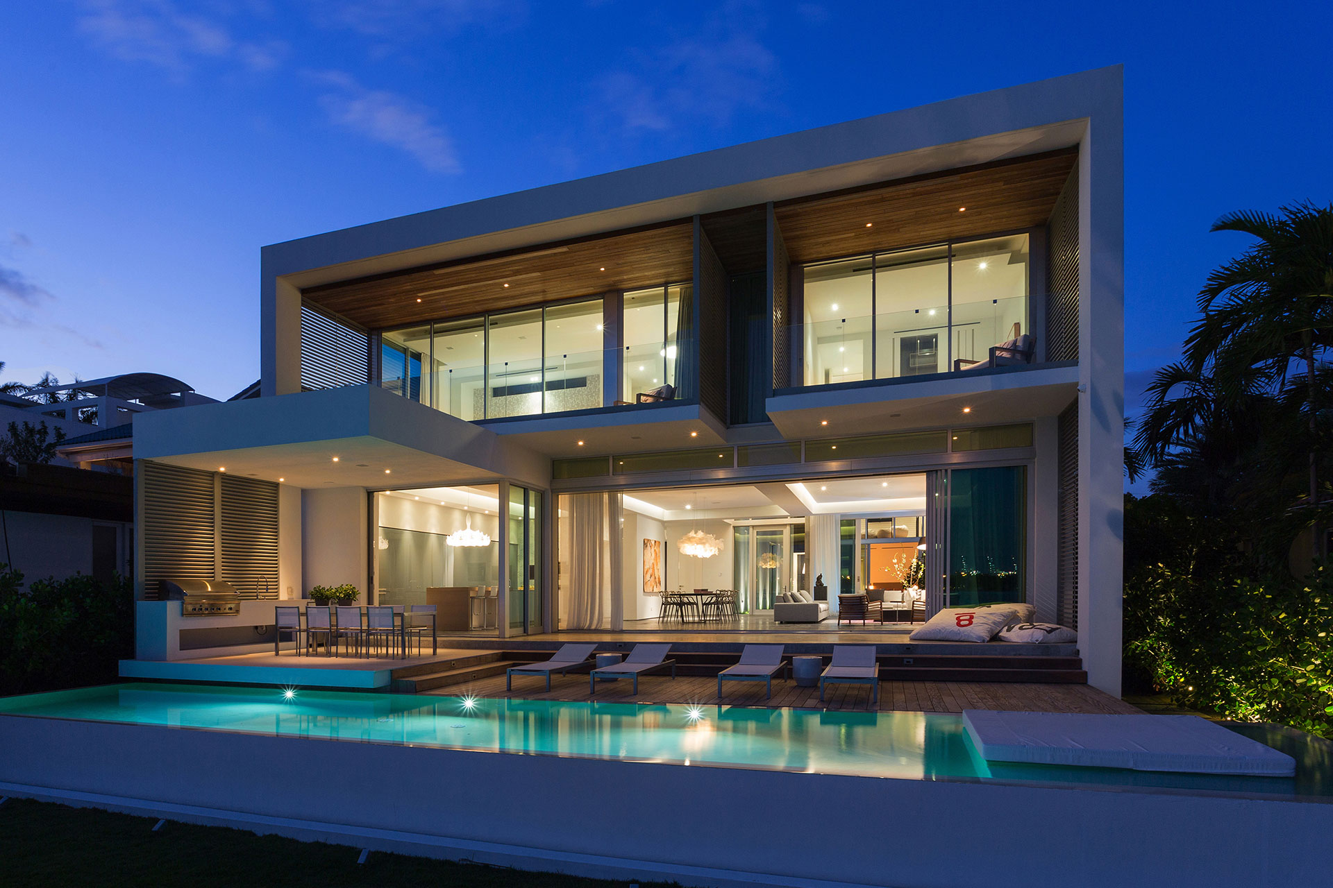A Bright Modern Concrete Home with Beautiful and Transparent Arrangement on Biscayne Bay by [STRANG] Architecture (3)