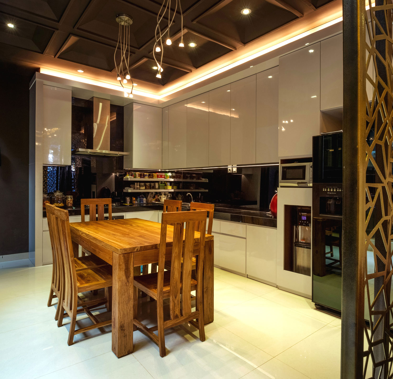 A Bright Modern House with Simple, Clean and Sleek Lines in Jakarta, Indonesia by DP+HS Architects (14)