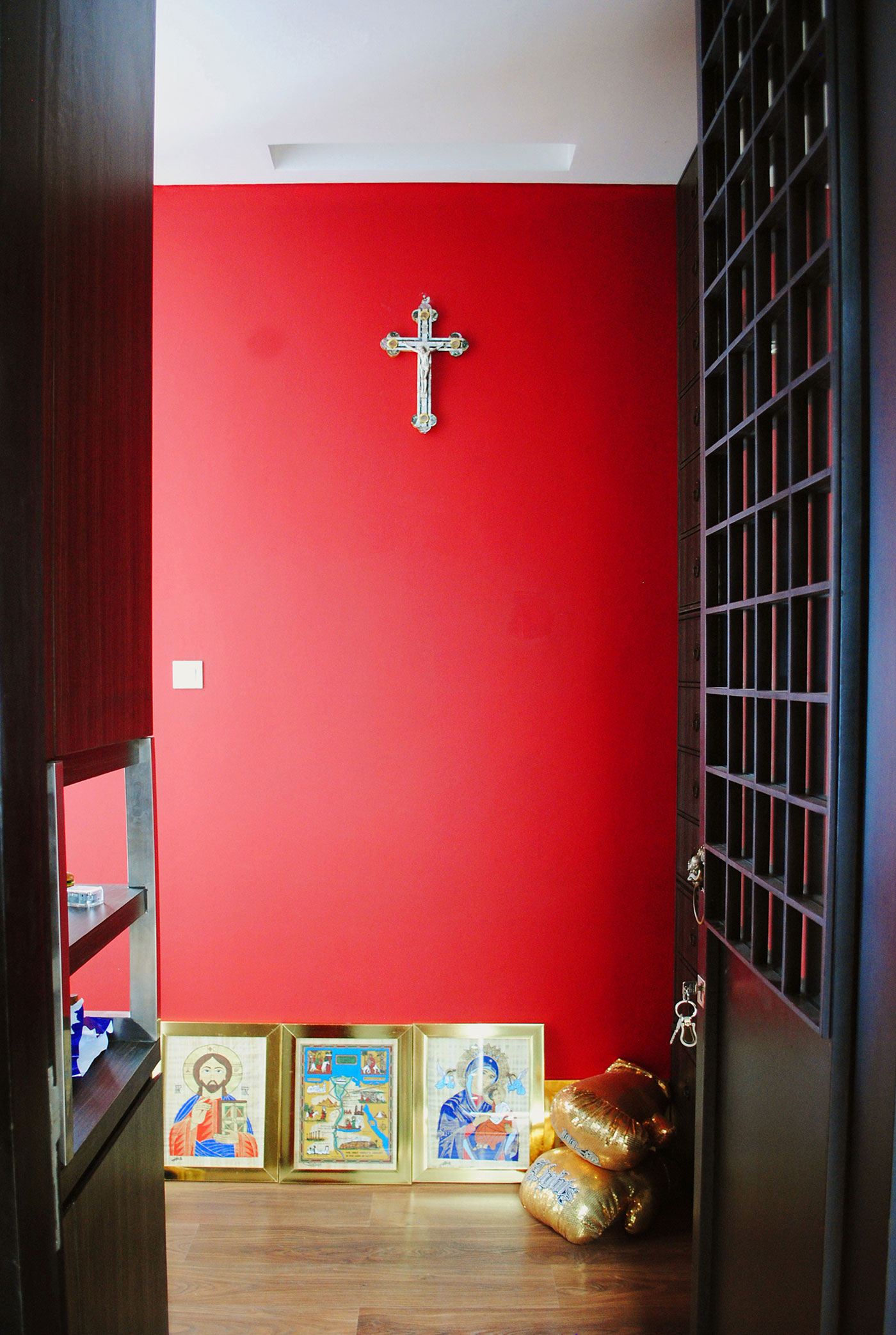 A Bright Modern House with Simple, Clean and Sleek Lines in Jakarta, Indonesia by DP+HS Architects (19)