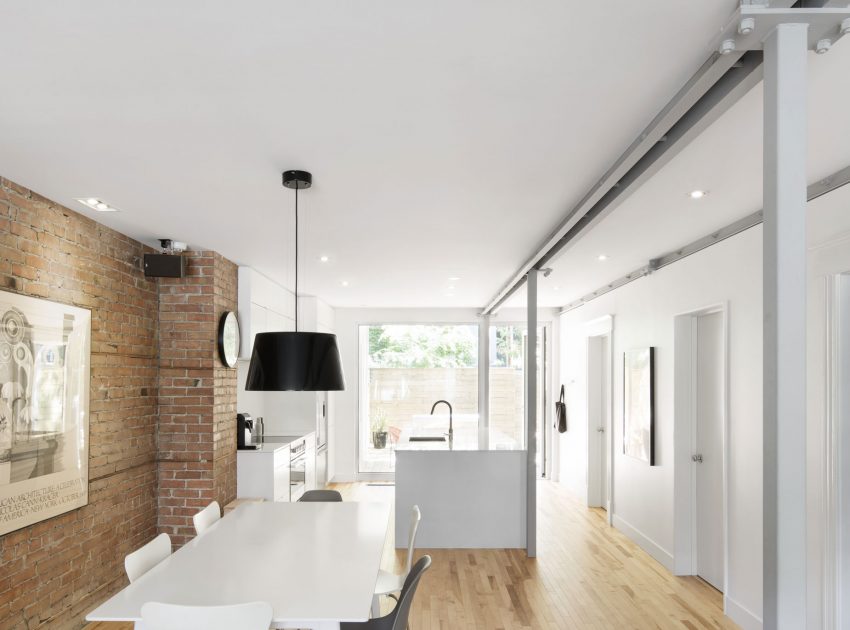 A Bright and Airy Apartment for Young Family in Montcalm by Bourgeois/Lechasseur architects (6)