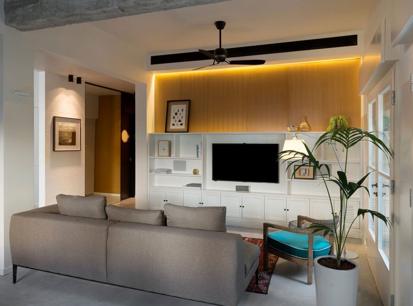 A Bright and Airy Modern Apartment with Creative Interiors in Tel Aviv by Raanans Stern’s Studio (1)