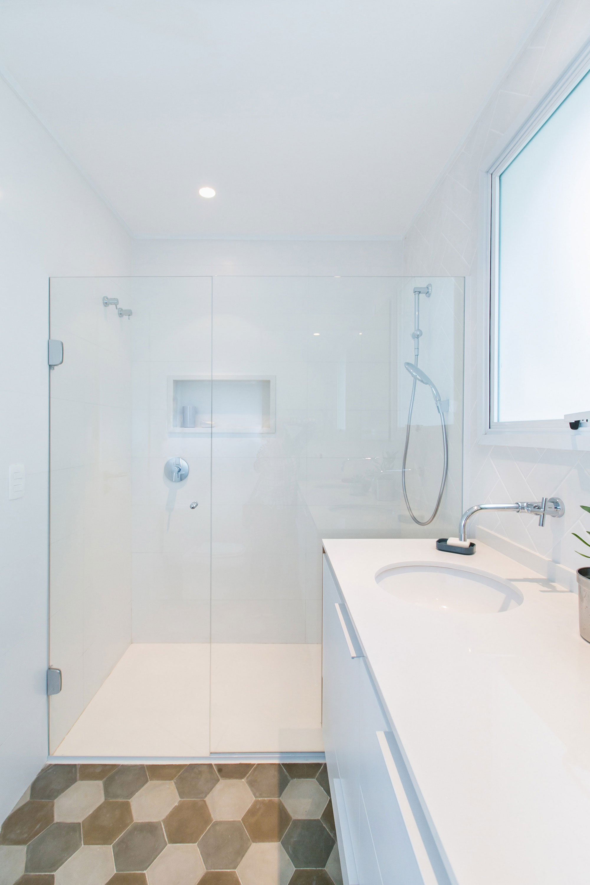 A Bright and Charming Home with Lots of Earthy Colors in São Paulo by DT Estúdio (21)