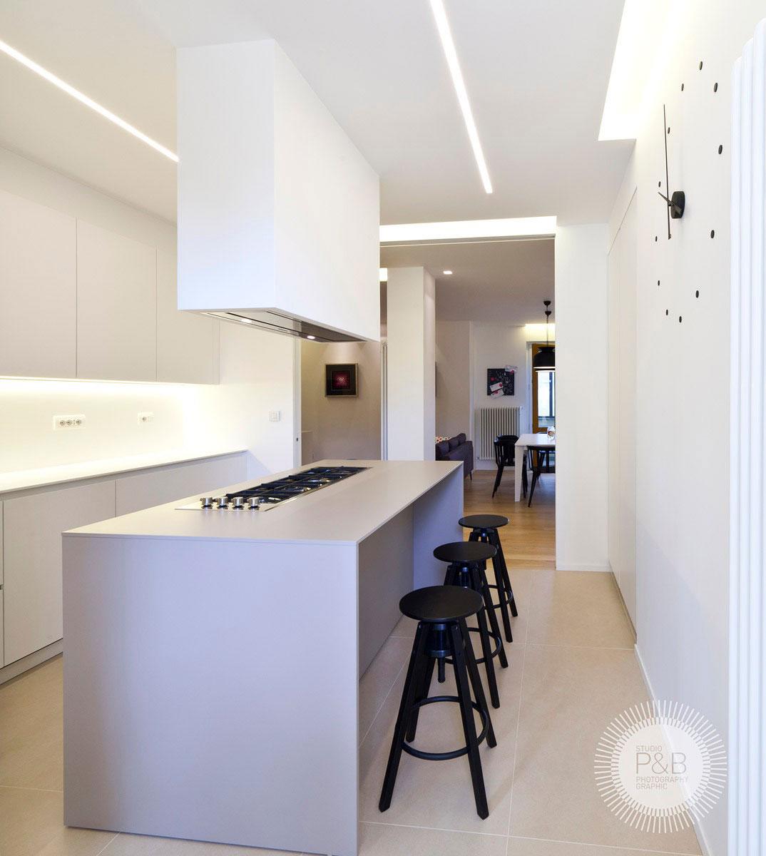 A Bright and Luminous Modern Apartment with Wood Accents in Bastia Umbra, Italy by Gianni Amantini (7)