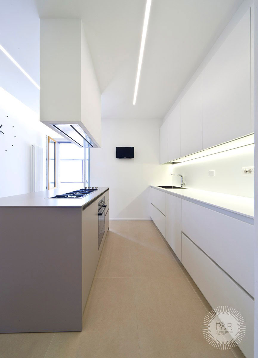 A Bright and Luminous Modern Apartment with Wood Accents in Bastia Umbra, Italy by Gianni Amantini (8)
