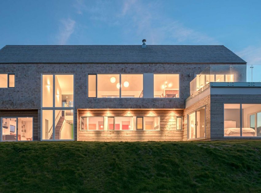 A Bright and Playful Contemporary Home Perched Atop the Hillside of Inverness, Canada by Omar Gandhi Architect (10)