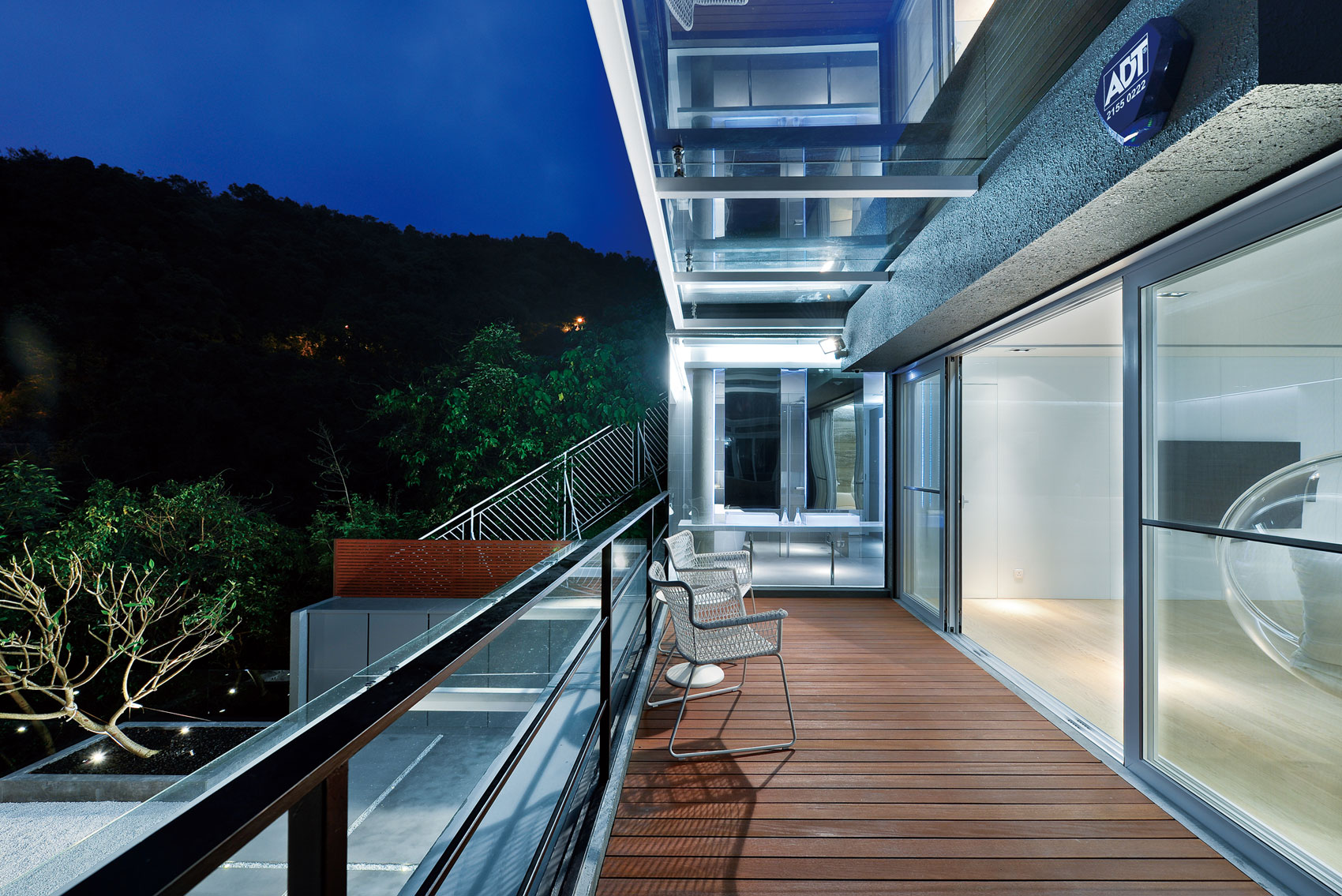 A Bright and Spacious Modern Home for Car Lovers and Enthusiast in Shatin, Hong Kong by Millimeter Interior Design (15)