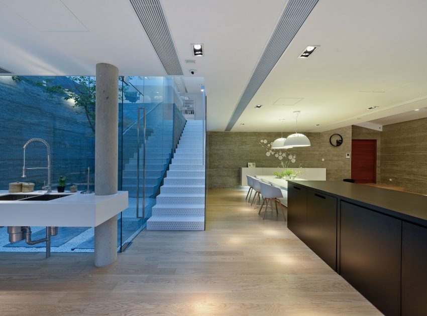 A Bright and Spacious Modern Home for Car Lovers and Enthusiast in Shatin, Hong Kong by Millimeter Interior Design (6)