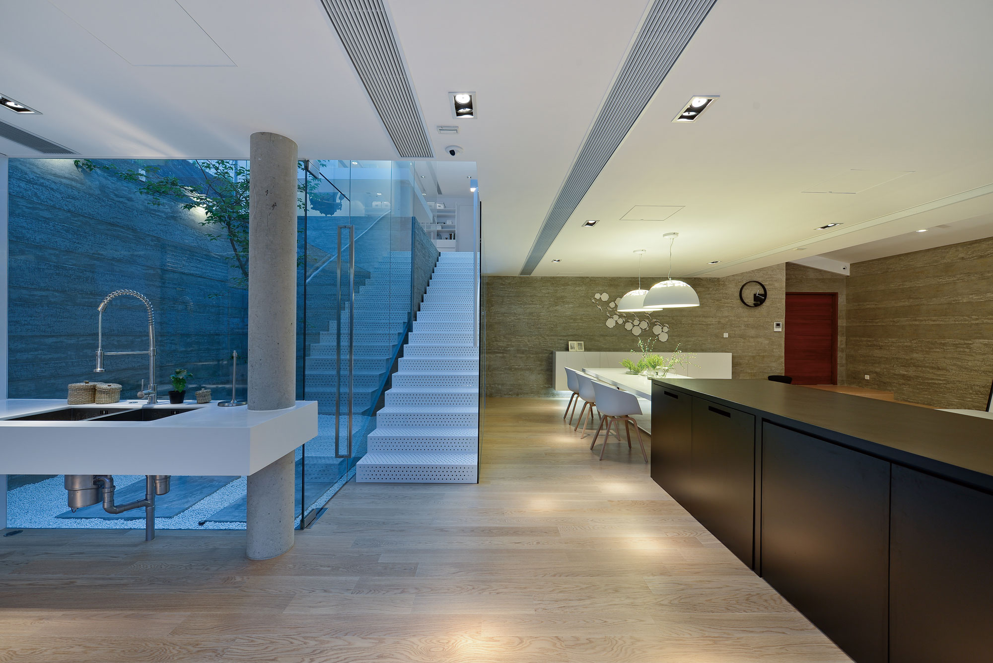 A Bright and Spacious Modern Home for Car Lovers and Enthusiast in Shatin, Hong Kong by Millimeter Interior Design (6)