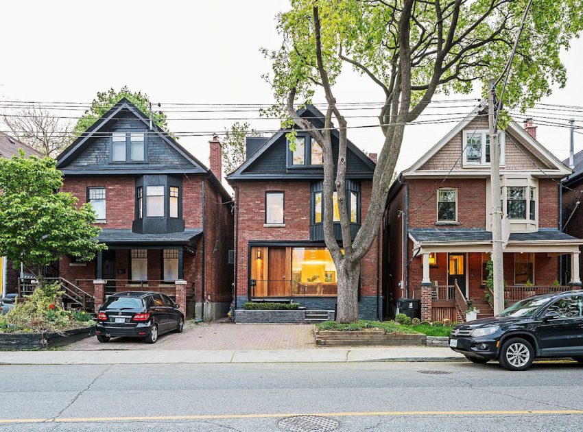 A Bright and Stylish Home with Exposed Brick Walls in Toronto by JCI Architects (2)