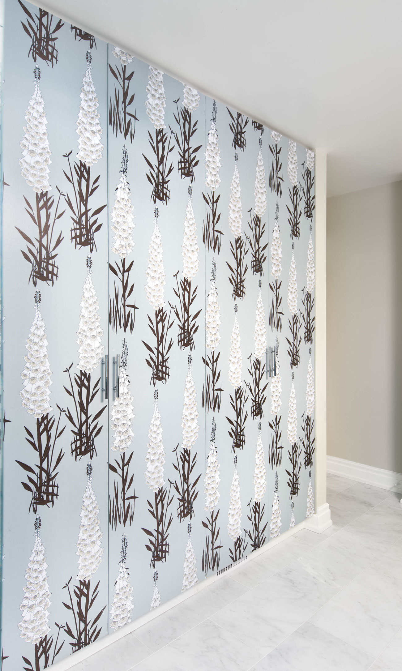 A Bright and Vibrant Contemporary Home in Toronto by Meghan Carter Design (21)