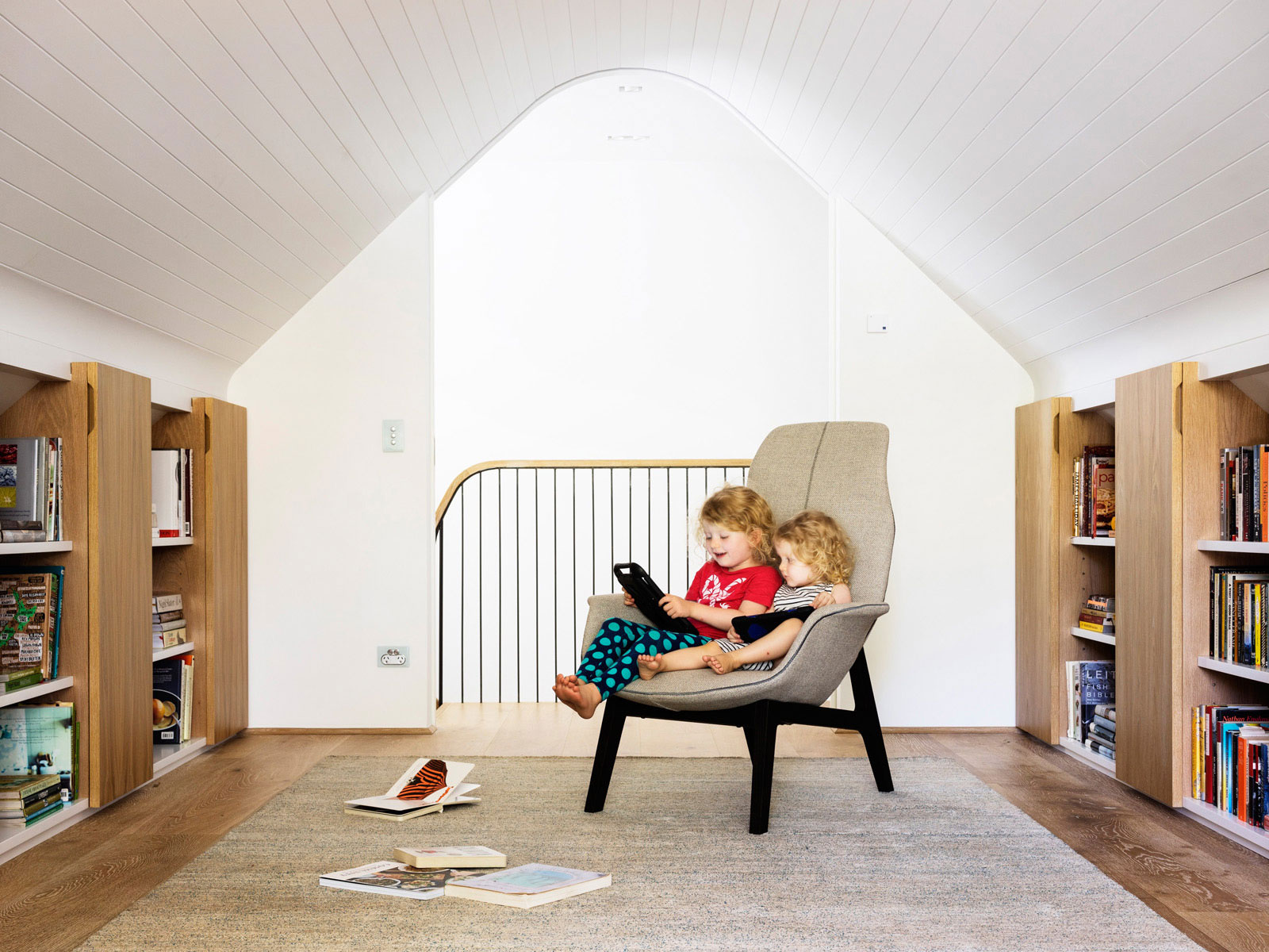 A Charming Contemporary Home with Lush Garden and Pool in Paddington by Luigi Rosselli (11)