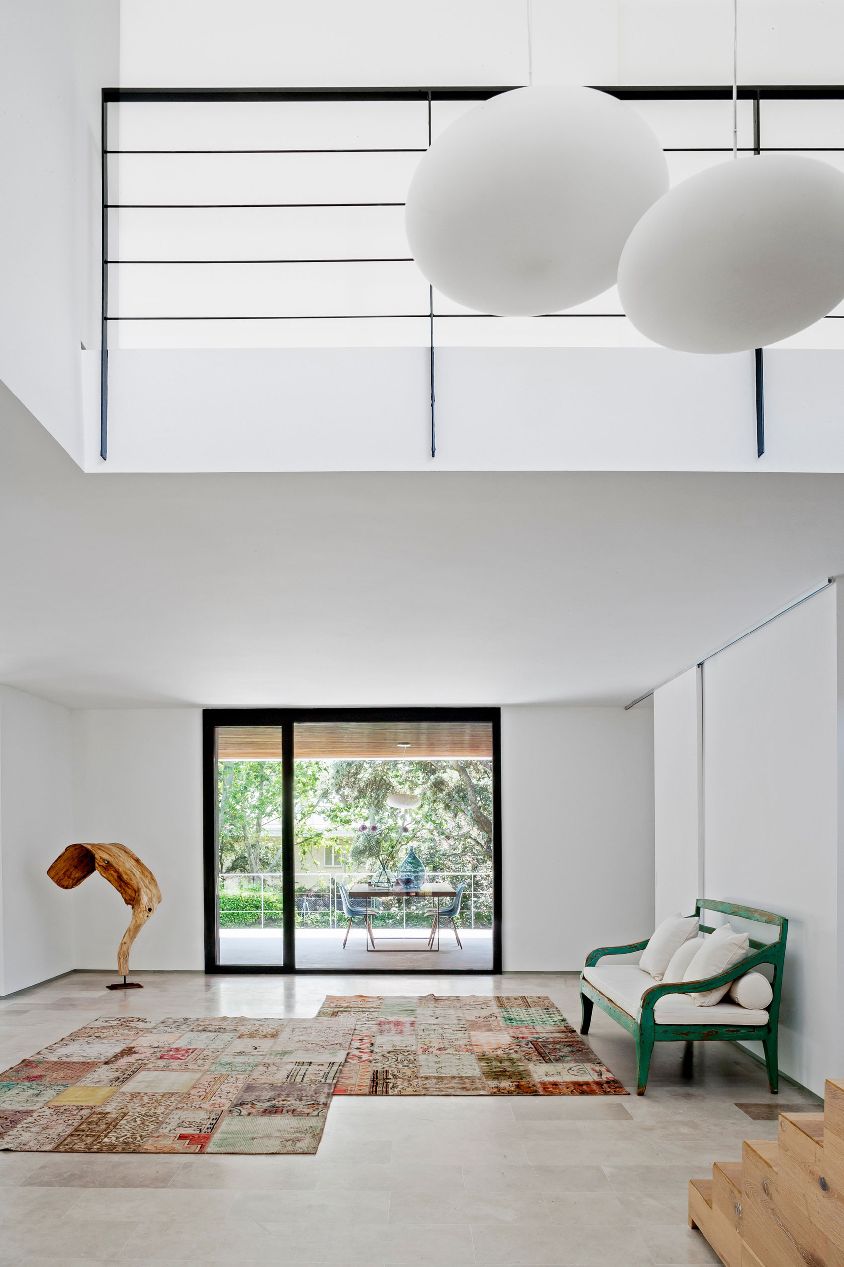 A Charming Modern Home Nestled in a Lush Landscape of Madrid, Spain by ÁBATON Arquitectura (20)