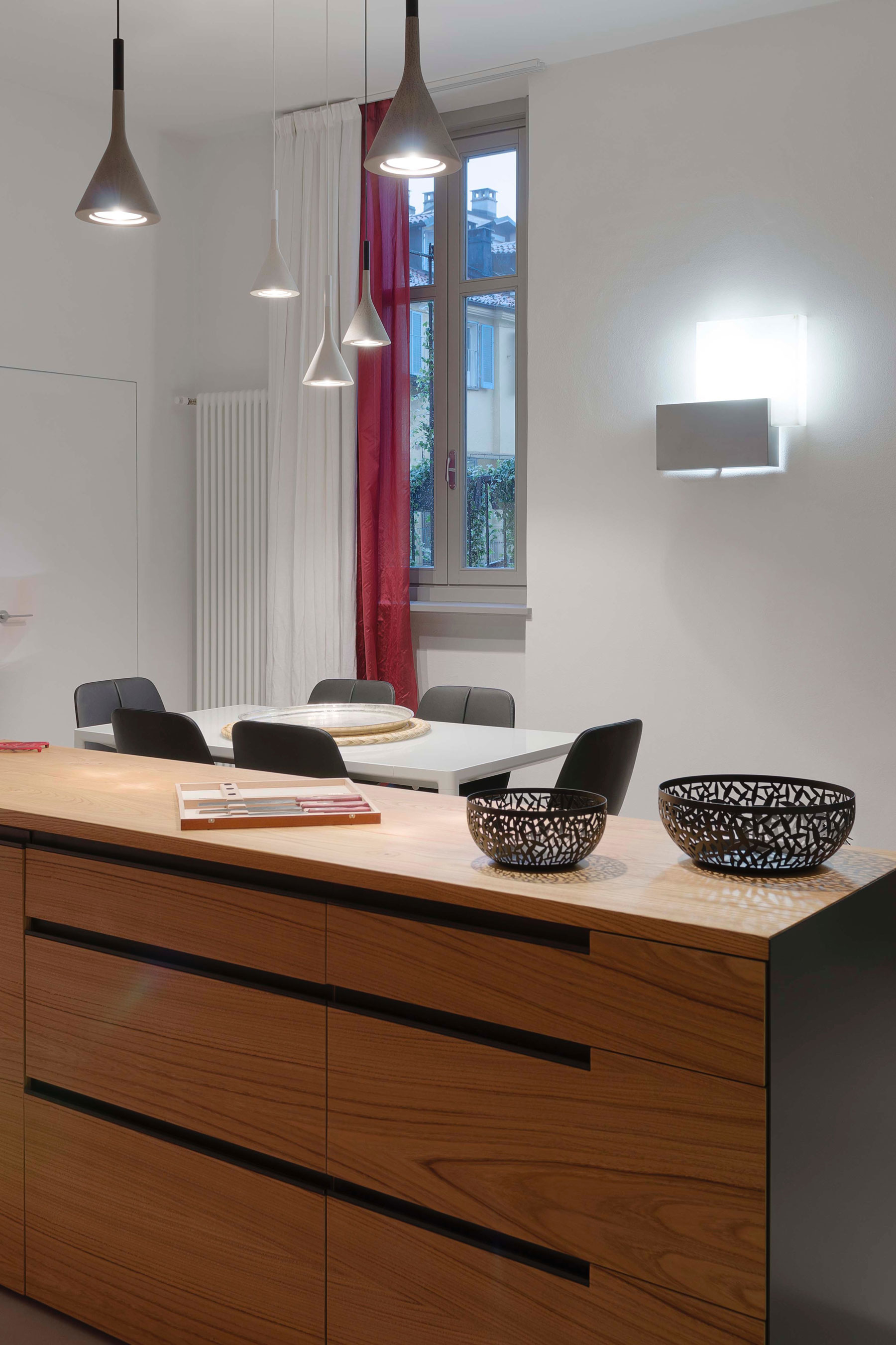 A Chic Contemporary Apartment with Red, Black and White Interiors in Turin, Italy by Archisbang (10)