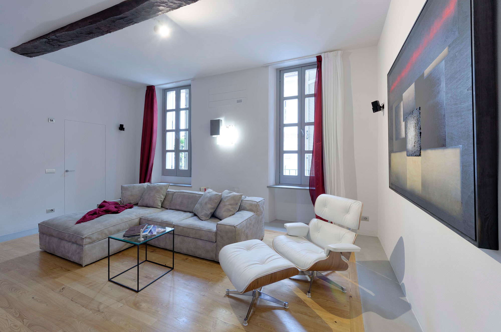 A Chic Contemporary Apartment with Red, Black and White Interiors in Turin, Italy by Archisbang (3)