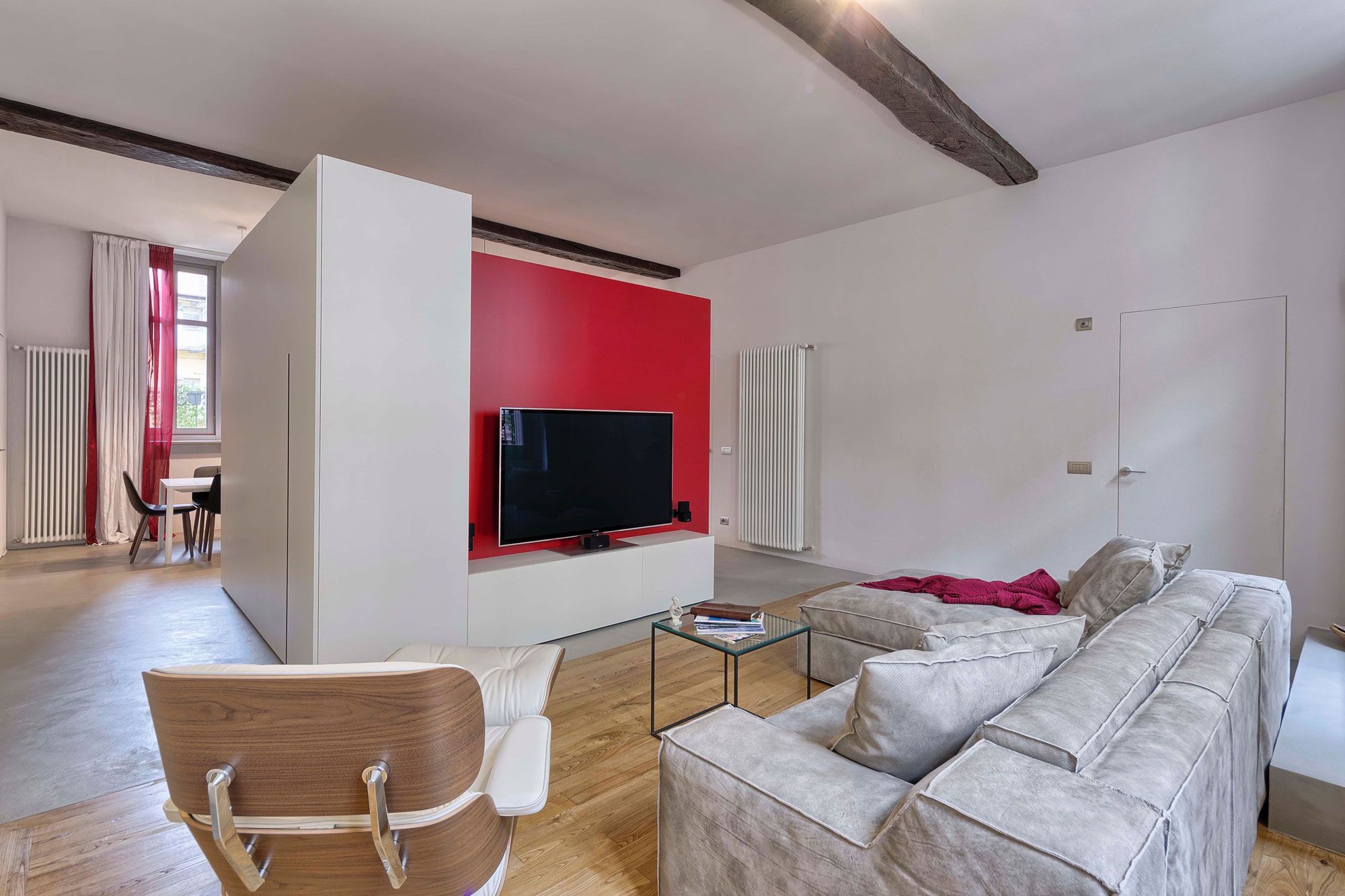 A Chic Contemporary Apartment with Red, Black and White Interiors in Turin, Italy by Archisbang (4)