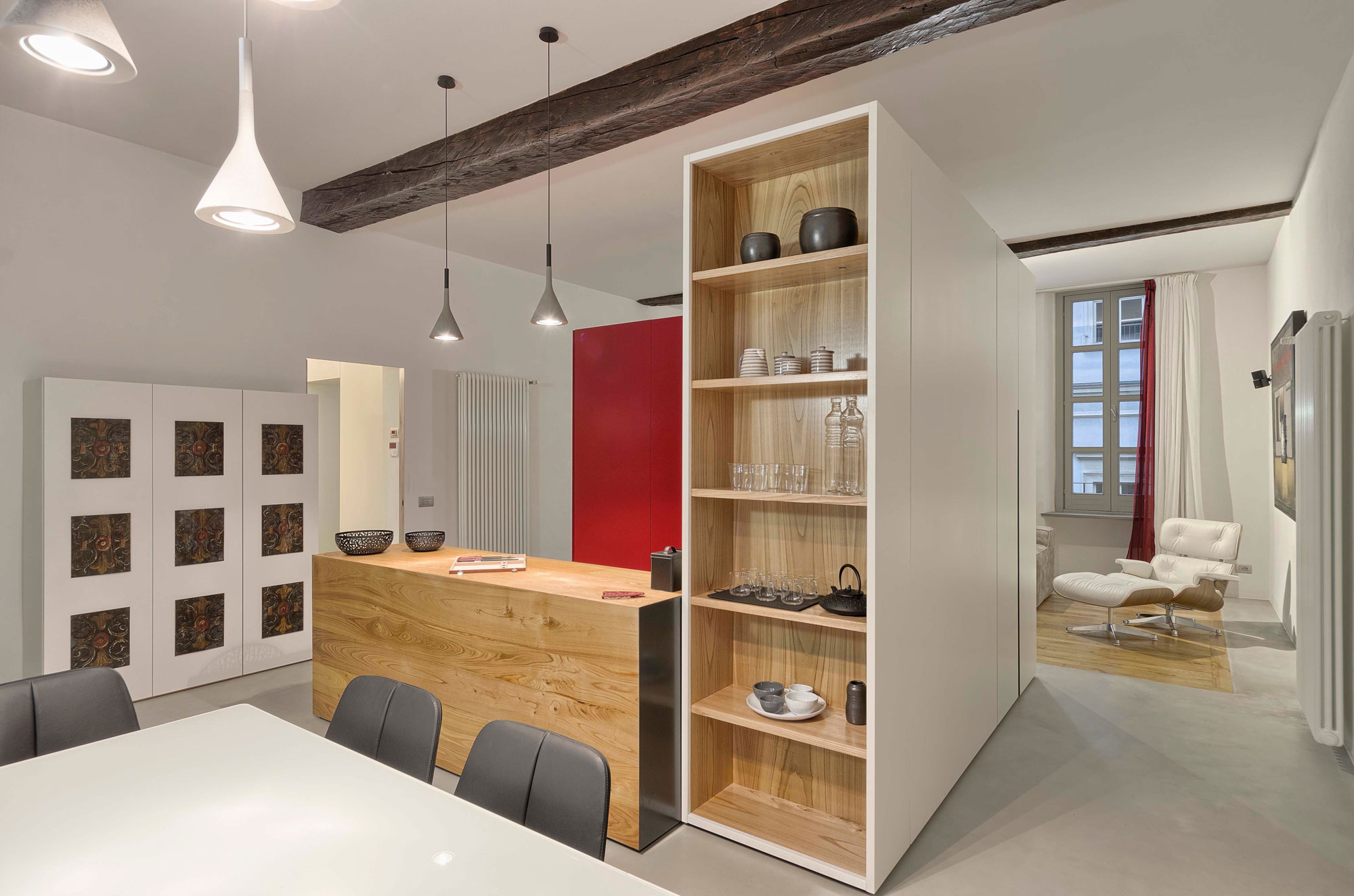 A Chic Contemporary Apartment with Red, Black and White Interiors in Turin, Italy by Archisbang (6)