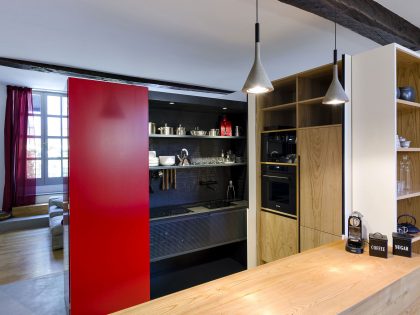 A Chic Contemporary Apartment with Red, Black and White Interiors in Turin, Italy by Archisbang (9)