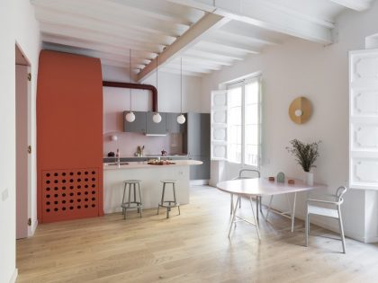 A Colorful, Vibrant Apartment for a Young Woman in Barcelona by CaSA - Colombo and Serboli Architecture (1)