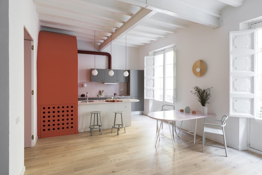 A Colorful, Vibrant Apartment for a Young Woman in Barcelona by CaSA - Colombo and Serboli Architecture (1)
