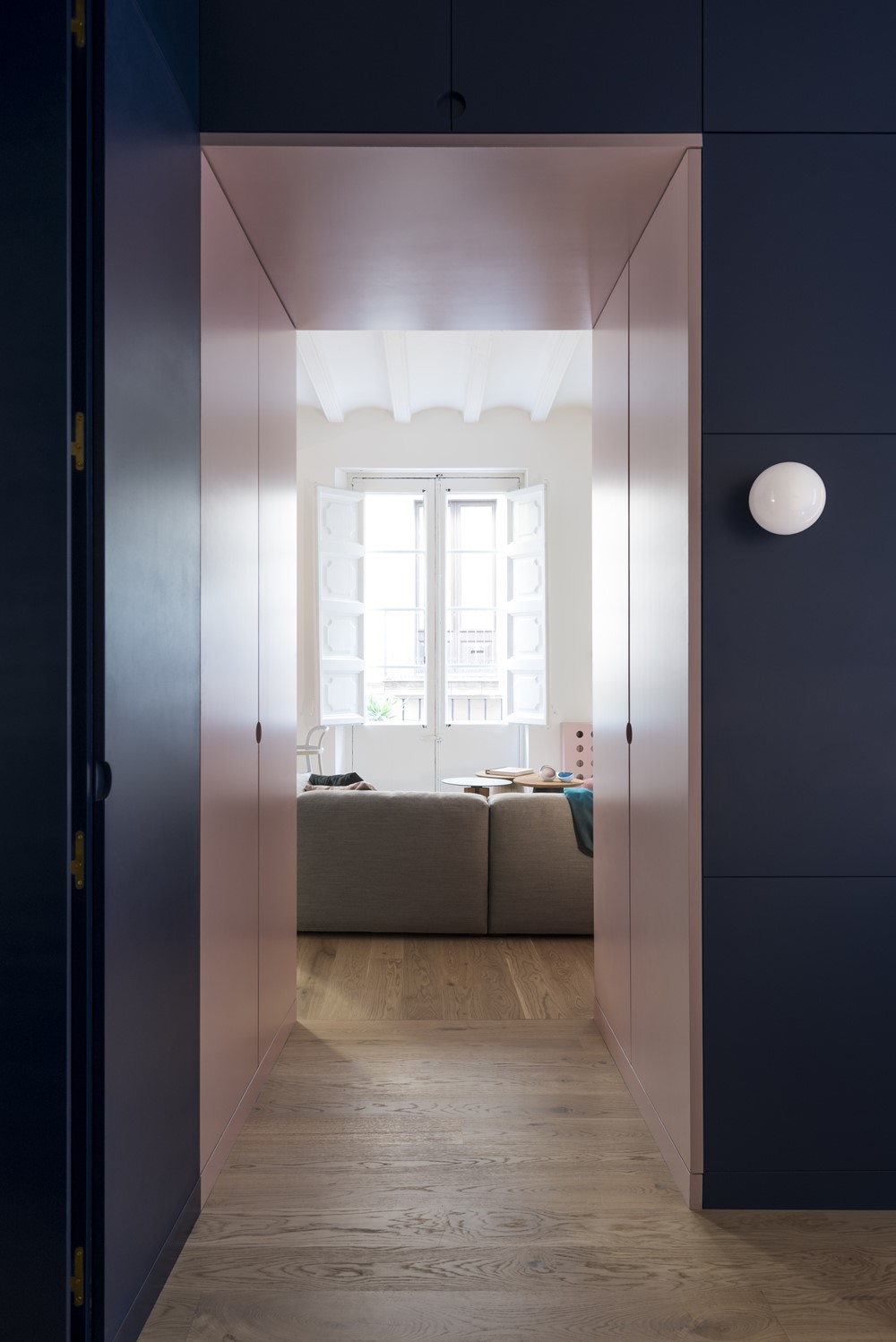 A Colorful, Vibrant Apartment for a Young Woman in Barcelona by CaSA - Colombo and Serboli Architecture (17)