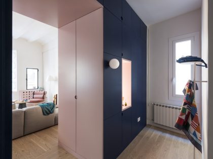 A Colorful, Vibrant Apartment for a Young Woman in Barcelona by CaSA - Colombo and Serboli Architecture (20)