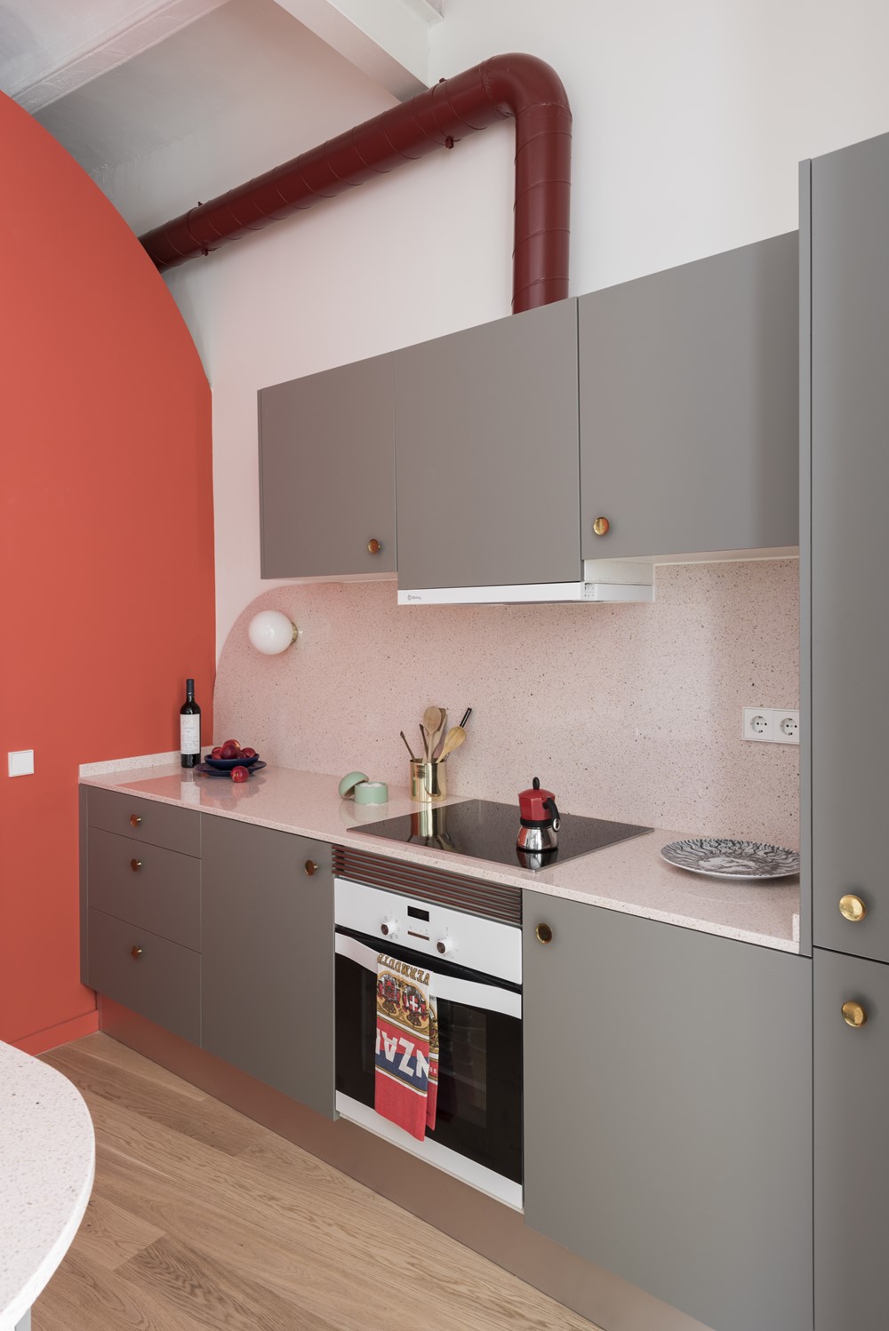 A Colorful, Vibrant Apartment for a Young Woman in Barcelona by CaSA - Colombo and Serboli Architecture (5)