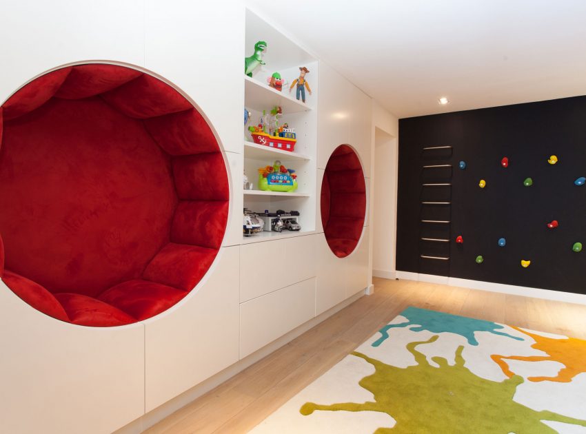 A Colorful and Vibrant Home for a Young and Growing Family in London by Roselind Wilson Design (11)