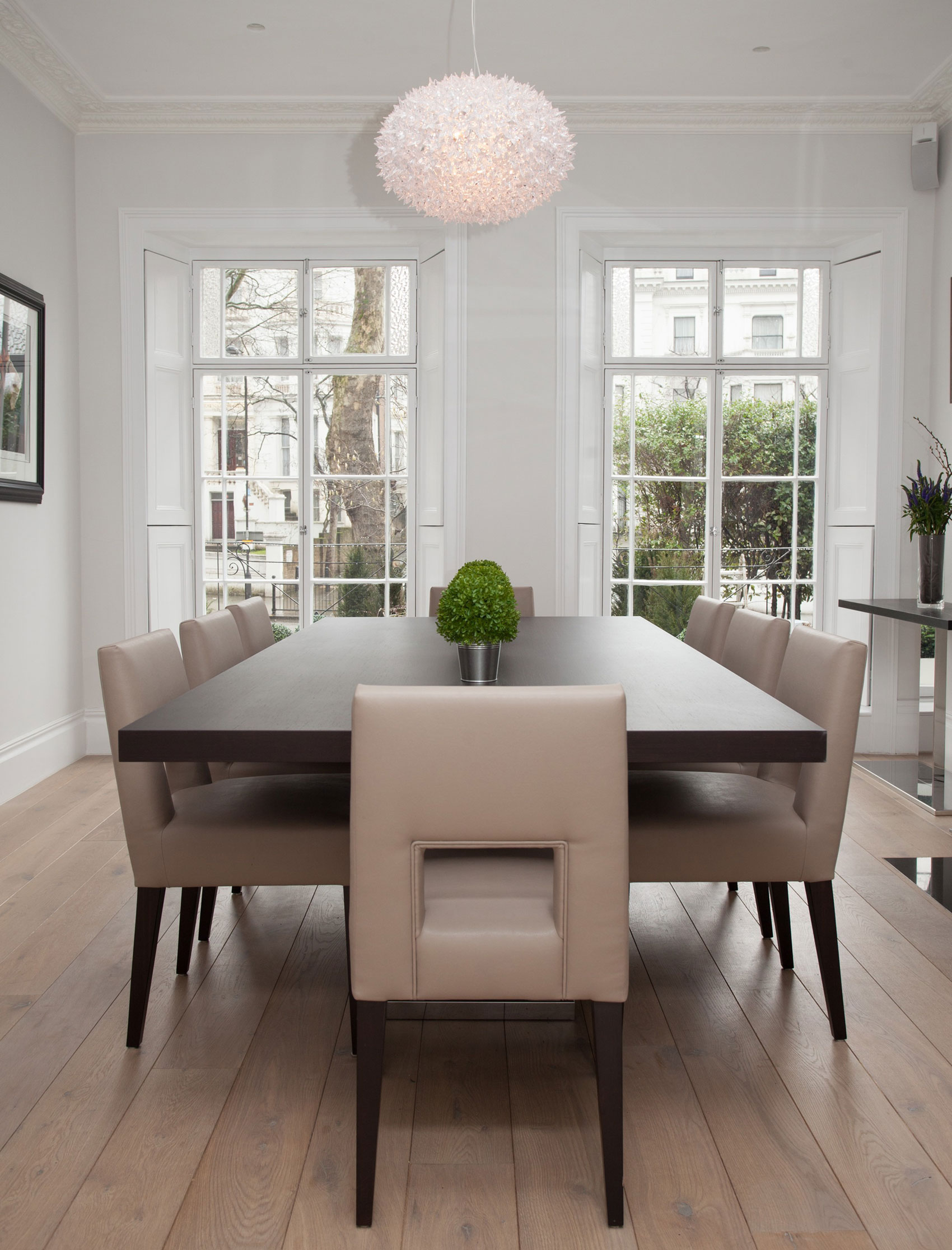 A Colorful and Vibrant Home for a Young and Growing Family in London by Roselind Wilson Design (6)