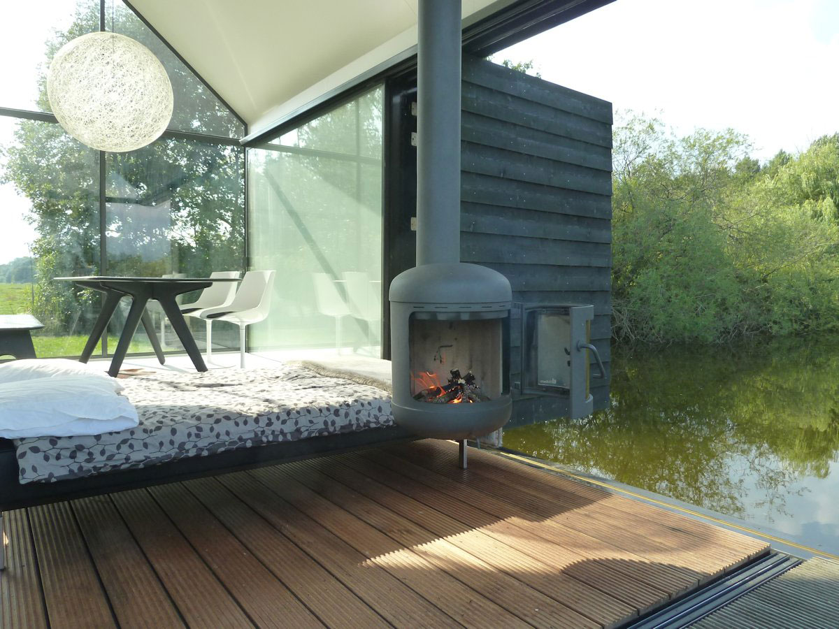 A Comfortable and Cozy House with Wonderful Views in the Loosdrechtse Plas by 2by4-architects (13)